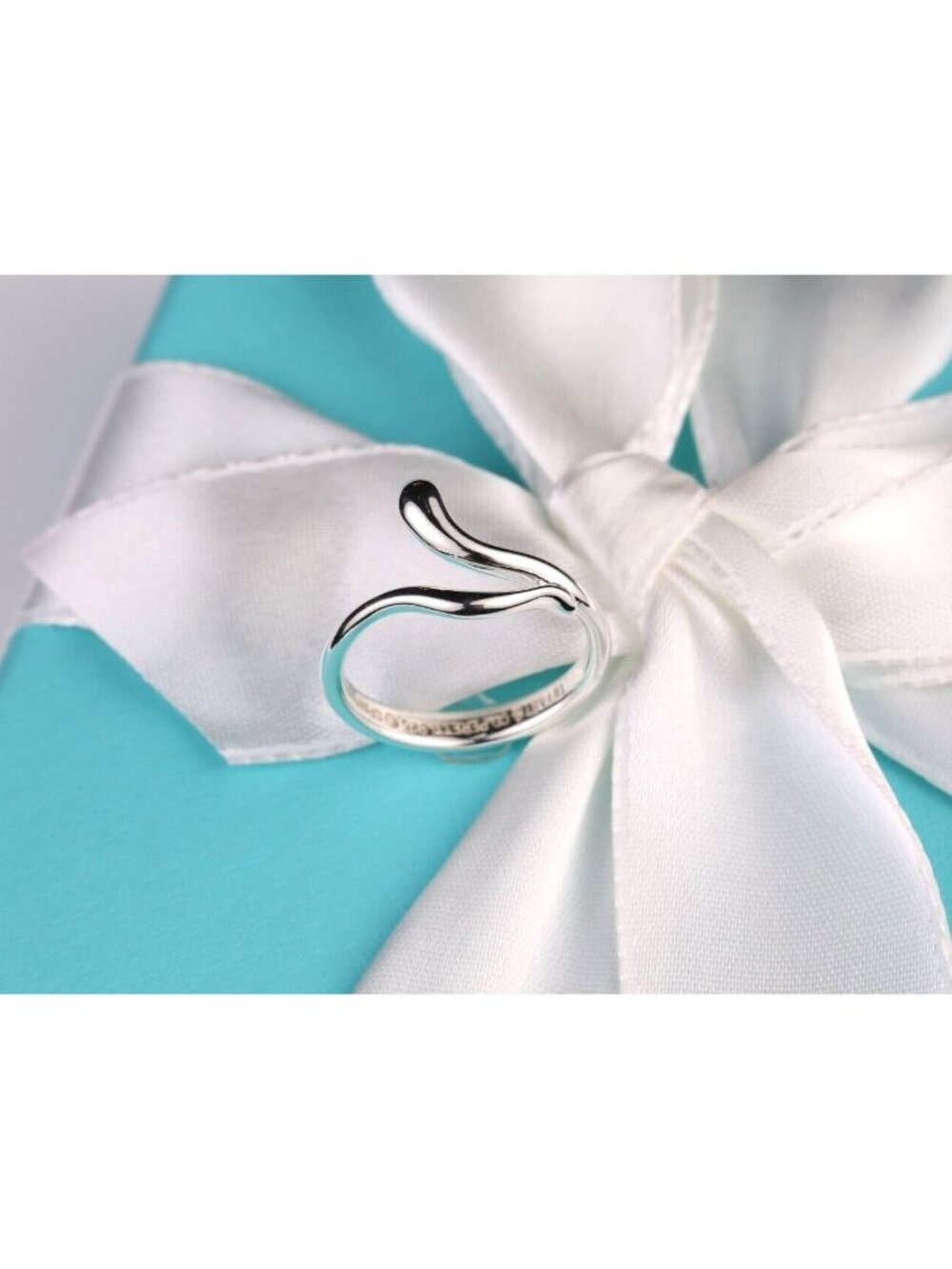 Tiffany & Co. Elsa Peretti Open Teardrop Snake Ring in Sterling Silver Size 6